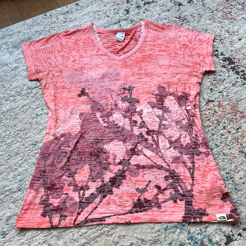 The North Face Shirt Size Medium